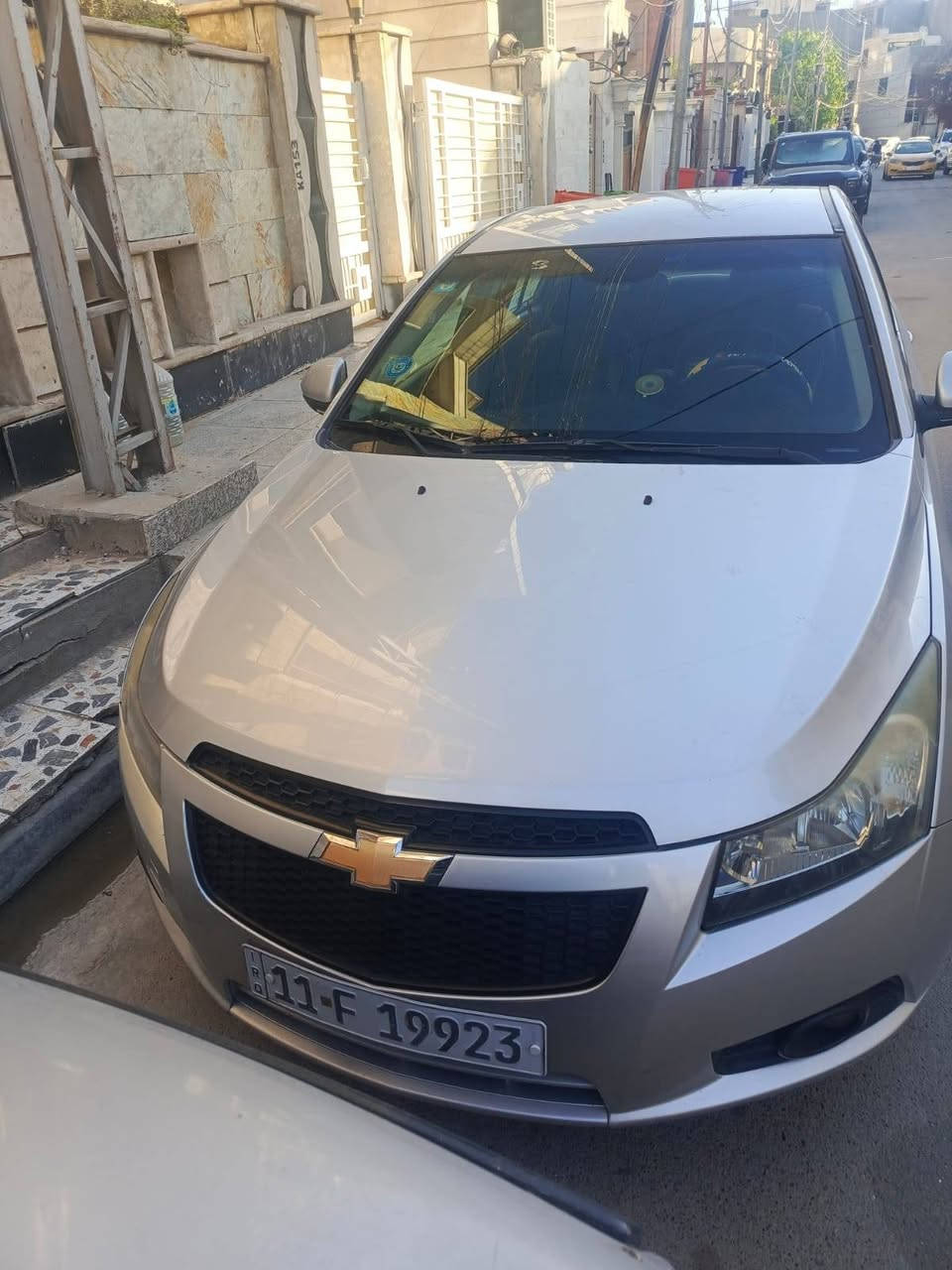 السلام عليكم شوفر كروز ٢٠١٢ تبريد ثلج تخم تاير سنويه بأسمي جديده ميحتاج هزه مكانهه كراده داخل سعرها ٧٥ وبيهه مجال قليل للأستفسار اتصل غير متواجد ع الماسنجر اتصل وتدلل ***********
