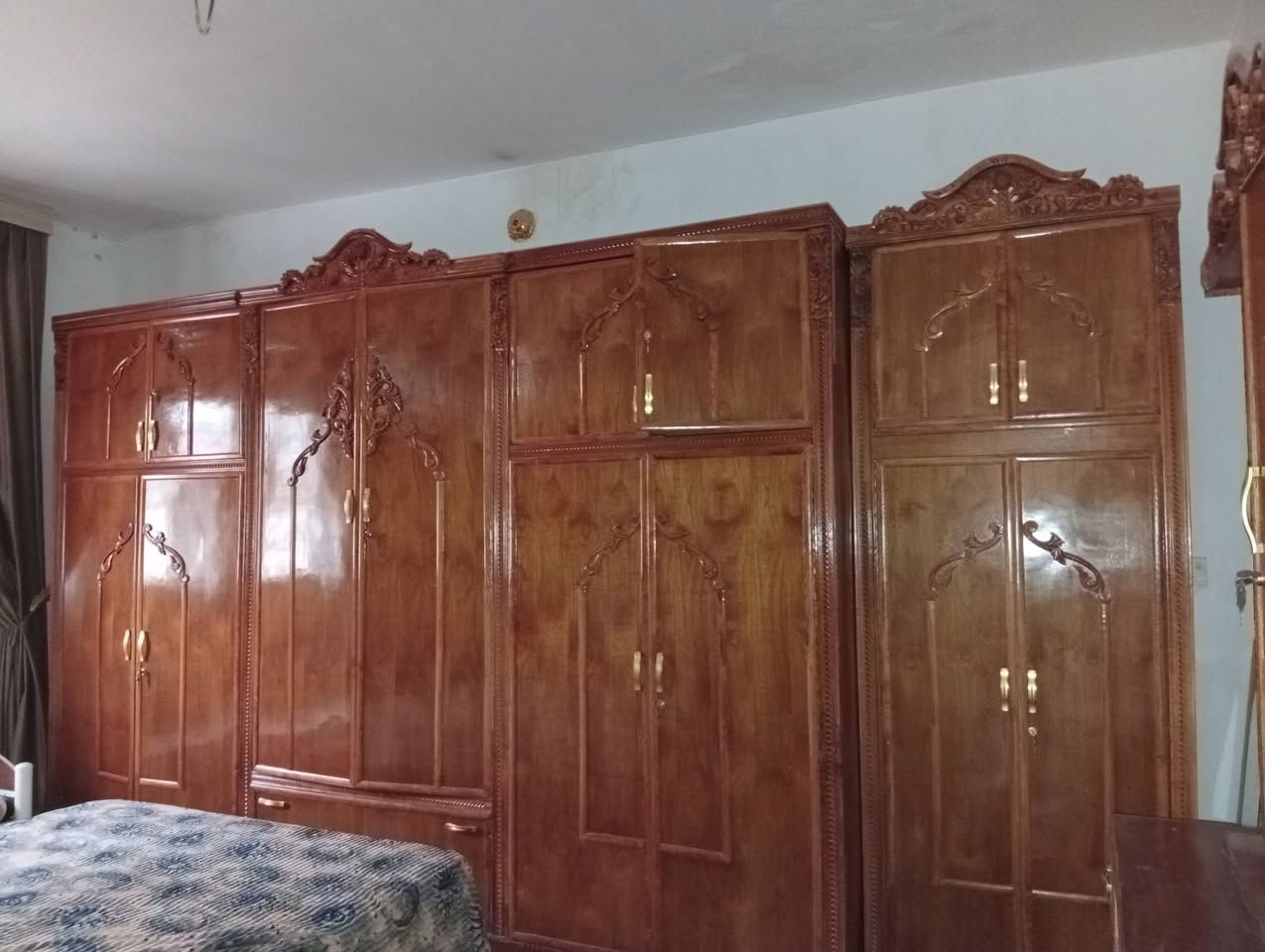 غرفة نوم للبيع للاستفسار مسنجر ورقم‏‪0785 143 5905‬‏
