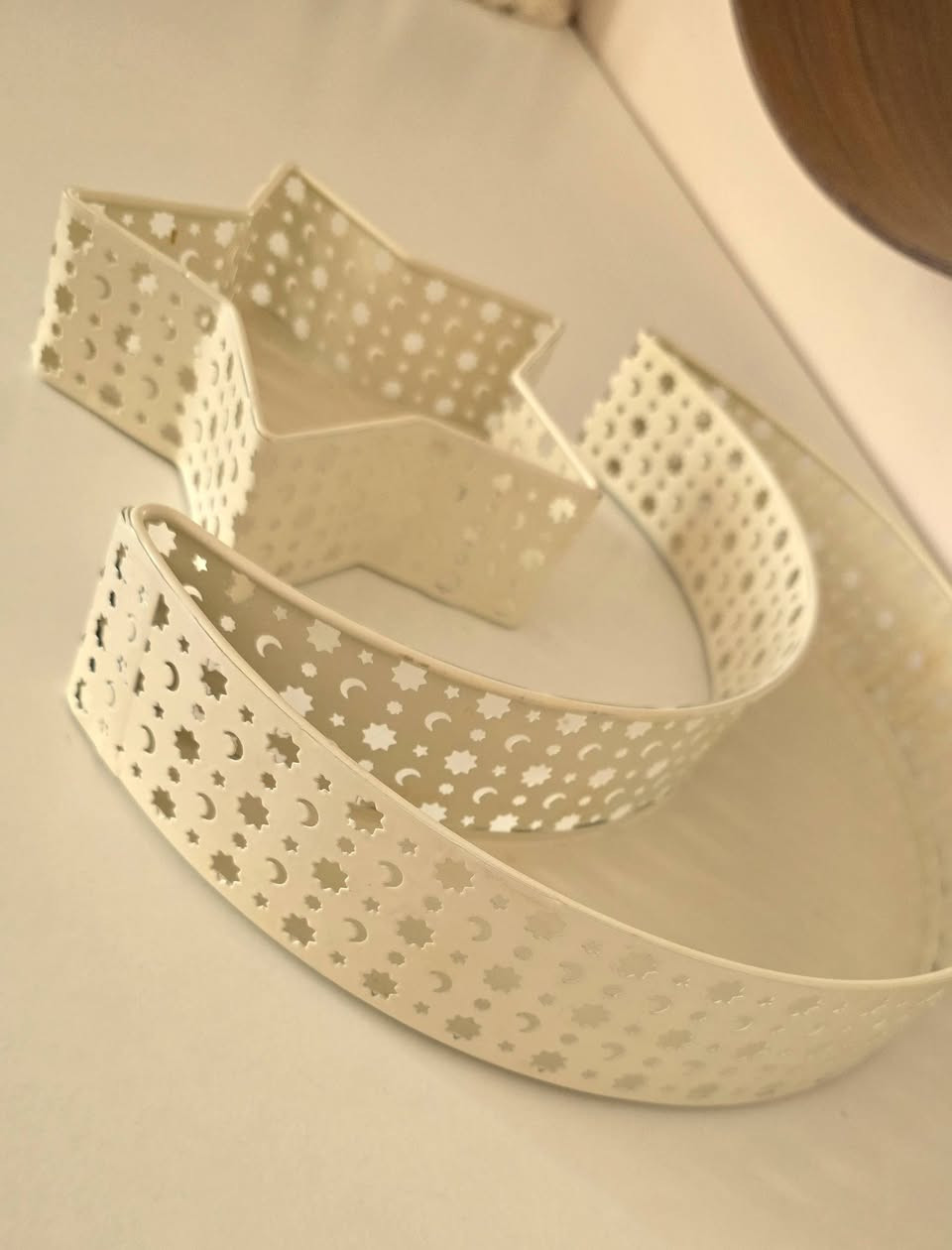 رمضان كريم بنات عندي هذا الصحن هلال ونجمة للحلويات والچرزات للبيع كلش  كلش نظيف ويرهم ينقلب ويتعلق بالحايط هم اذا تحبون السعر 15 الف


**إذا كنت صاحب هذا الإعلان وتريد حذفه لأي سبب، رجاءا أرسل رسالة إلى الدعم الفني**