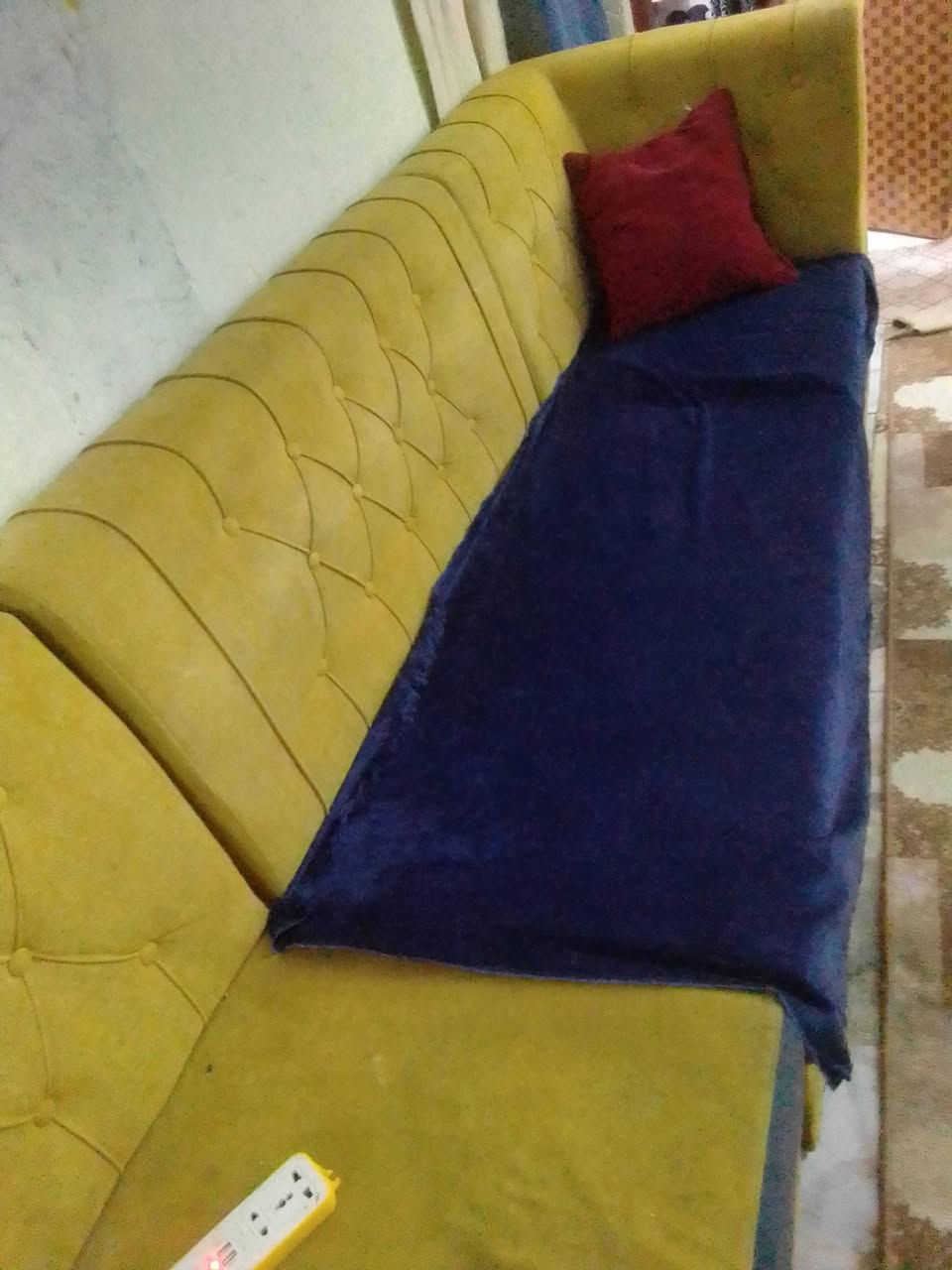 طخم لبيع سعره 150وبيه مجال وهذا رقمي ***********
