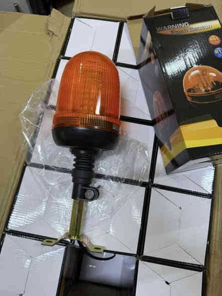 وكالة كريم العارضي 
لافتات لد رماش السعر مع البوري 20 الف 🔥
العنوآن واسط الصويرة يوجد خدمة توصيل 🚚 
***********
