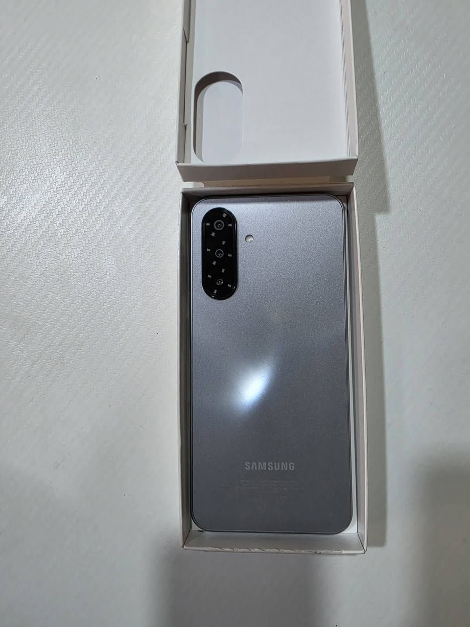 السلام عليكم
السلام عليكم
#للبيع جهاز سامسونج Galaxy A17 جديد فقط مأكتڤ (مفعّل) لأن ربحته من مسابقة 
ما مستخدم ولا دقيقة تاخذه بالكرتون مالته وتفحص 
مكاني : بابل - الهاشمية و اگدر اودي لشركة توصيل اذا تريد 
رقمي :  ***********
السعر : قيّم واخذ
