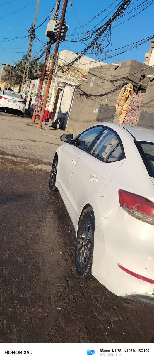 النتره 18 خليجي محرك ٢٠٠٠على شرط كير حداديه كلها جديده ستوها صاعده هزه بيها ٣قطع رقم نكليزي بسمي وسنويه اصدارها 2026/1/19 رقم مثنئ مكانها نجف سعرها 125 وبيها مجال ***********
