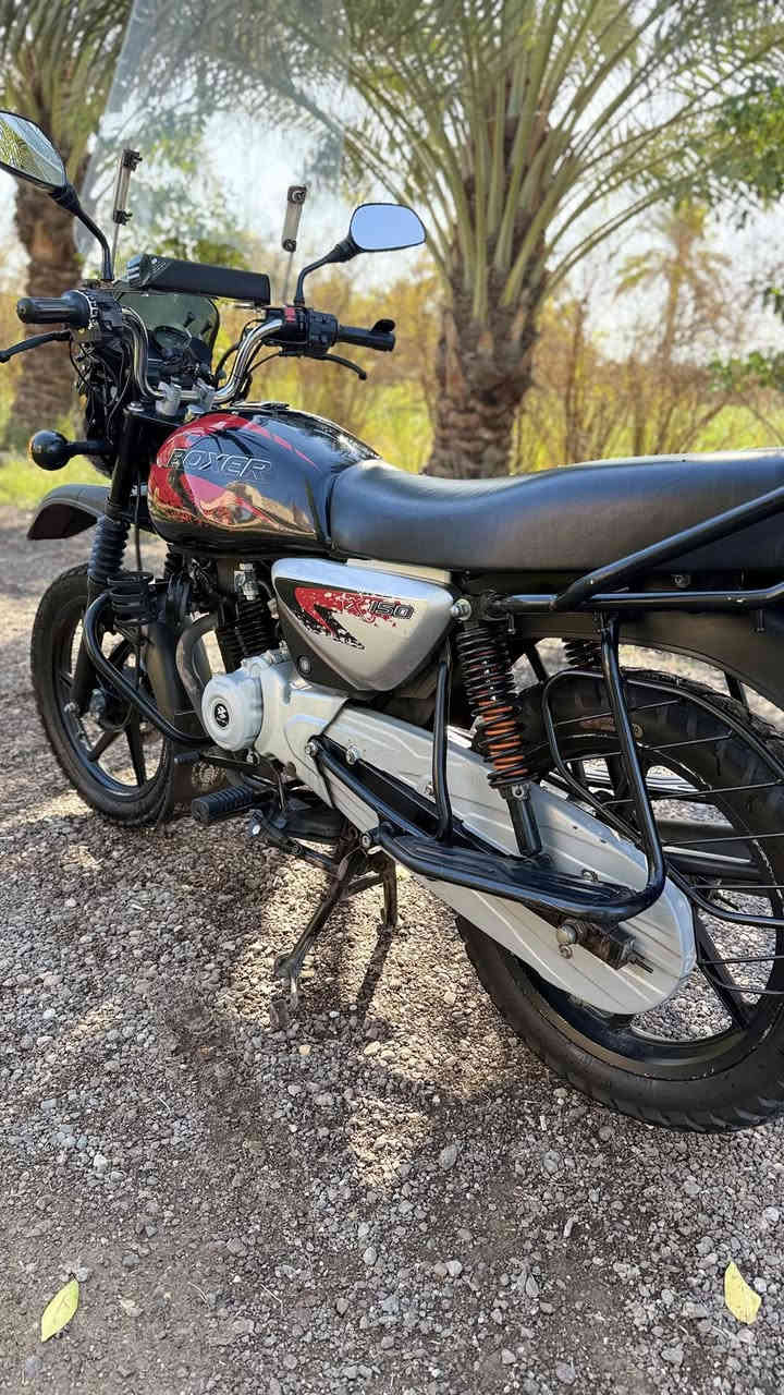 بوكسر موديل 2021شهر ال12 الدراجه كلش نضيفه رقم وسنويه باسمي الدراجه ستعمال شخصي ممشتغله دلفري ماشيه ٣٠ الف حقيقي كهربائيات شغاله الدراجه فول نضافه السعر مليونين و٢٠٠ وبيها مجال لطيبين للاستشفار اكثر الاتصال *********** متسعجل ع بيعتها الدراجه سعرها اكثر ولحد يكلي تغني روح شوف السوك وتعال سولف وياي مو شراي لتتصل
