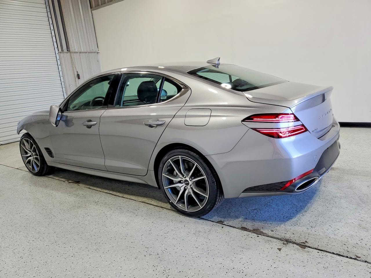 2026 GENESIS G70 2.5T STANDARD

شحن مباشر الى اربيل عن طريق مرسين تركيا 
شحن مباشر الى العراق عن طريق الحرة الاردن 
*********** :📞 
*********** :📞
السعر :  حسب المزاد  
تاريخ المزاد :  6/8
الضرر : حسب الصور المرفقة 
بيع وشراء كتب شهداء 
شراء سيارات تحت الموديل لمن لديه كتاب ضباط 
لو كتاب دبلوماسي 
بالامكان ادخالها بكتاب ذوي الشهداء باعفاء كمركي مع اعفاء الرقم 

🔺نتكفل بالسيارة لحين وصولها 
🔺اي استفسار مراجعة المكتب 
🔺 اوقات العمل كل ايام الاسبوع من الساعة ال 5 عصراً ماعد يوم السبت و الاحد عطلة المزاد
🔺 عملنا شراء السيارات من المزادات الامريكية والكندية
🔺لدينا تقرير Carfax مجاني لفحص السيارة قبل دخولها المزاد 
🔺 نشحن من جميع الموانئ الامريكية والكندية وبأسعار شحن تنافسية 
🔺نشحن الى دبي و عمان و البصرة و كردستان و تركيا  
🔺لدينا ورشة تصليح في دبي 
🔺لدينا معقب لتخليص السيارات (حرة او معوقين او ذوي الشهداء ) و ايصالها الى الزبائن
📍العنوان : موصل حي الوحدة مقابل معهد صناع الامل 
🔺اوقات الدوام من 4 عصراً وحتى ال11 ليلاً كافة ايام الاسبوع 
☎️ للاستفسار الاتصال على الرقم
م.علاء ابو فهد 
 
*********** :📞 
*********** :📞 ￼
