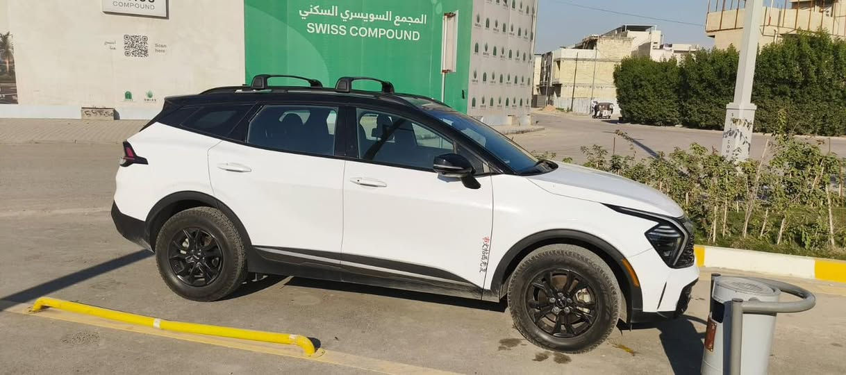 للبيع فقط بدون مراوس
2023 Kia Sportage X pro prestige 

كيا سبورتج اكس برو اعلى فئه 

موديل 2023  رقم بغداد بسمي تحويل ثاني يوم

(4)سلندر محرك 2500

فول موصفات
اربع كامرات 360 درجة 
بانوراما 
مقاعد خزن ميموري
عداد المسافة اقل من 21 الف ميل
بصمه 
تشغيل عن بعد
شاشه كبيره لمس متصله
رادارات من اربع جهات
خرائط
كشنات تدفئه وتبريد
كشنات جلد
دفع رباعي فور ويل 4*4
نزول منحدرات
كشنات كهرباء
تبريد قطعتين
.اوتوهولد.
ويل اسود تايرات جبليه بلاديه 
بلوتوث USB ابل كار بلاي والاندروير.
حاجب ليد
.نقطه عمياء
.اشاراة بالمراياة الجانبيه 
.فول تحكم ستيرن
كير اوتو + عادي
اوتو بريك.
زينون +.Led
كشافات ضباب 
شحن اللاسلكي
.داخل اسود جلد
.نضام قياده اربعه
مثبت سرعه
.تحديد مسار
سماعان هارمن
.لايت بلادي Led + زينون دبل زينون اصلى .
اوتو هولد 
اطفاء ذاتي 
صور الحادث موضحة داخل المنشور  
ايرباك ستيرن فقط 
ملاحظات مهمة السياره بأسمي وتصليحها درجة اولى ايرباك مرجع سستم منظومه حتى الاحزمه مبدله بلاديه مو مصلحة اللايت الامامي بلادي تفصيخ مو تجاري الويل مبدل بلادي مو مصلح والتاير مبدل بلادي السياره تفحصها وتتاكد من كلامي قبل لا تتفق على السعر 

السعر 231  وبيها  مجال بسيط
الشراي يتصل ويجي يشوف السياره ورحمة لوالديه الي ماتعجبه السياره خلي يتركهه ولا يعلق تعليق سلبي وتحياتي للجميع 

***********
***********

