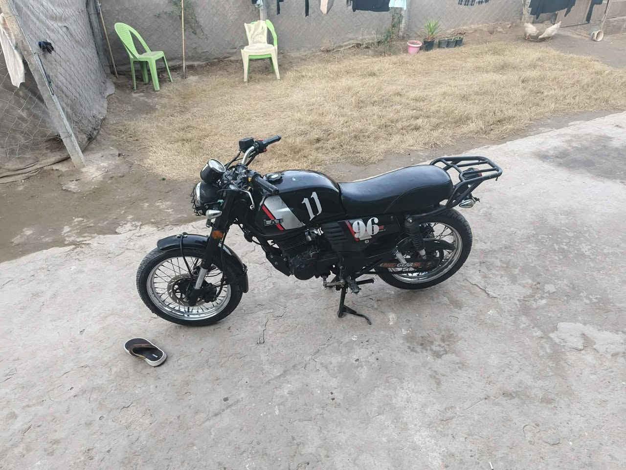 دراجه للبيع دايوان 21السعر السعر مليون ومئهمقفوله كفاله عامه1100
***********
