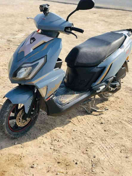 دراجه شاينك ياباني مامفتوحه نضيفه سلف
ب500وبيه مجال 
اتصال واتساب ***********
