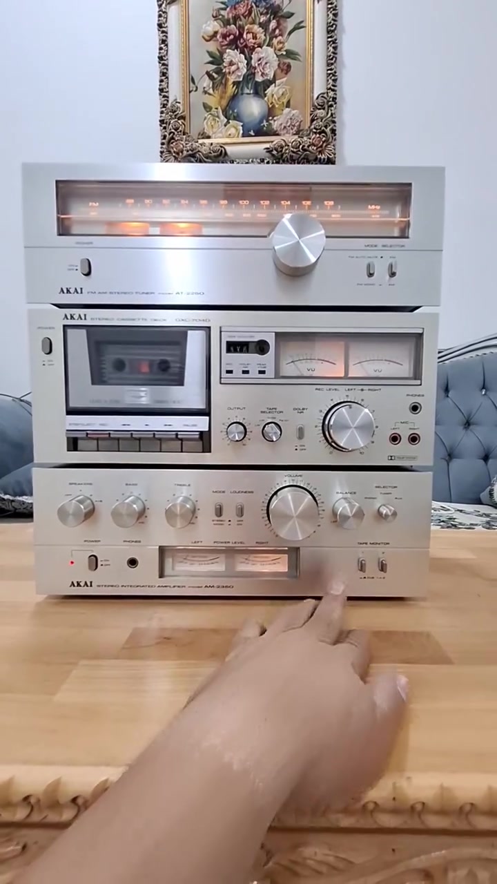 سستم سلڤر ماركة AKAI
فول گيجات
3 قطع :
امبلفاير 140 واط
مسجل GX / DOLBY
راديو AM / FM
السعر : 500 الف مع التوصيل


**إذا كنت صاحب هذا الإعلان وتريد حذفه لأي سبب، رجاءا أرسل رسالة إلى الدعم الفني**
