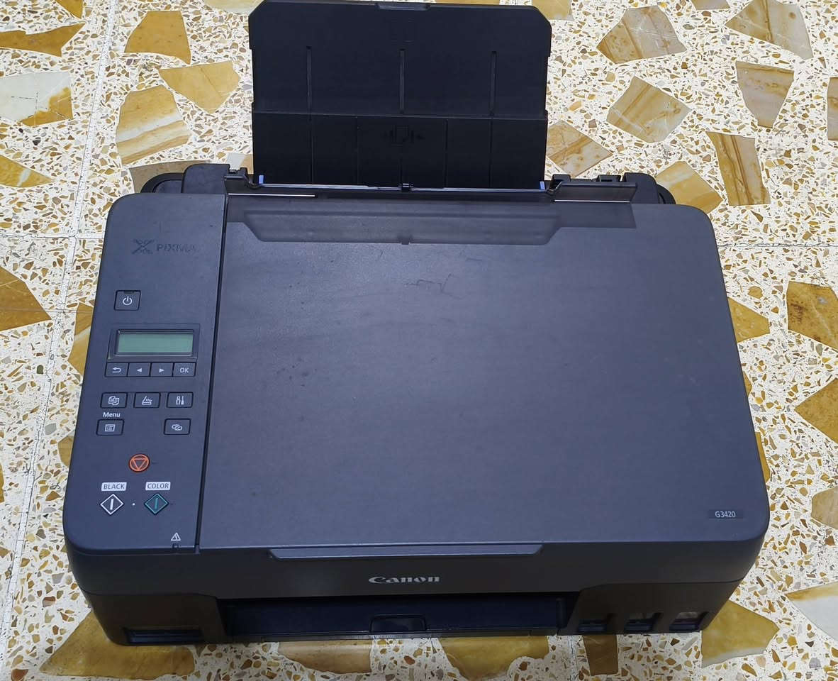 السلام عليكم، طابعة للبيع Canon PIXMA g3420 چنت أستخدمها لطباعة الملازم والصور وقبل فترة الالوان كامت تخربط وعفتها وصارلها ٦ أشهر متروكة، آني جبت طابعة جديدة  وما أحتاجها بعد، أريد أبيعها على حالها بسعر ٦٠ الف.


**إذا كنت صاحب هذا الإعلان وتريد حذفه لأي سبب، رجاءا أرسل رسالة إلى الدعم الفني**
