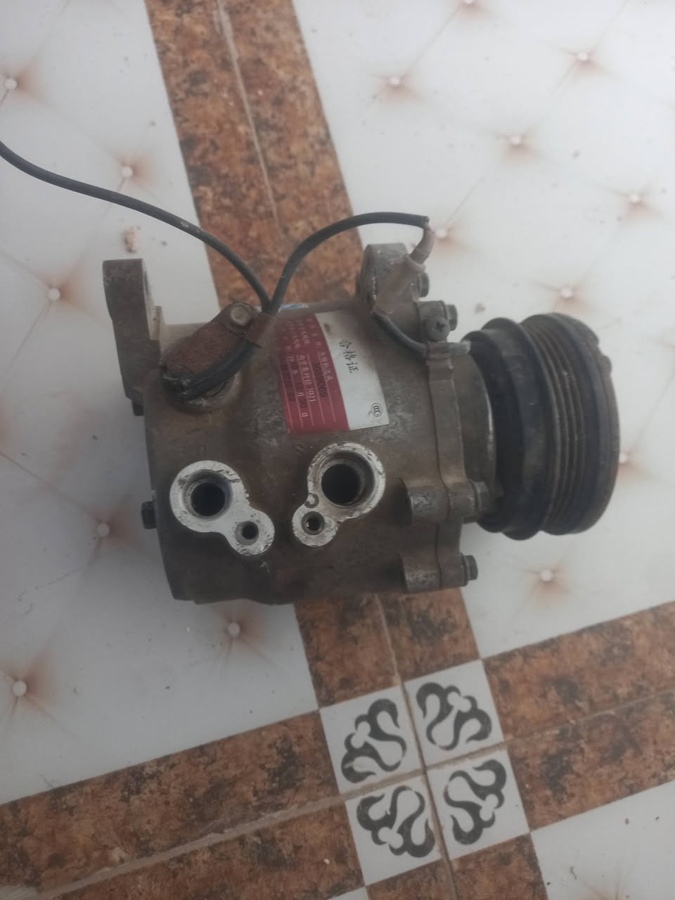 كمبريسر فتون جديد حاويه عل شغل السعر 75وبي مجال مكاني بابل ***********
