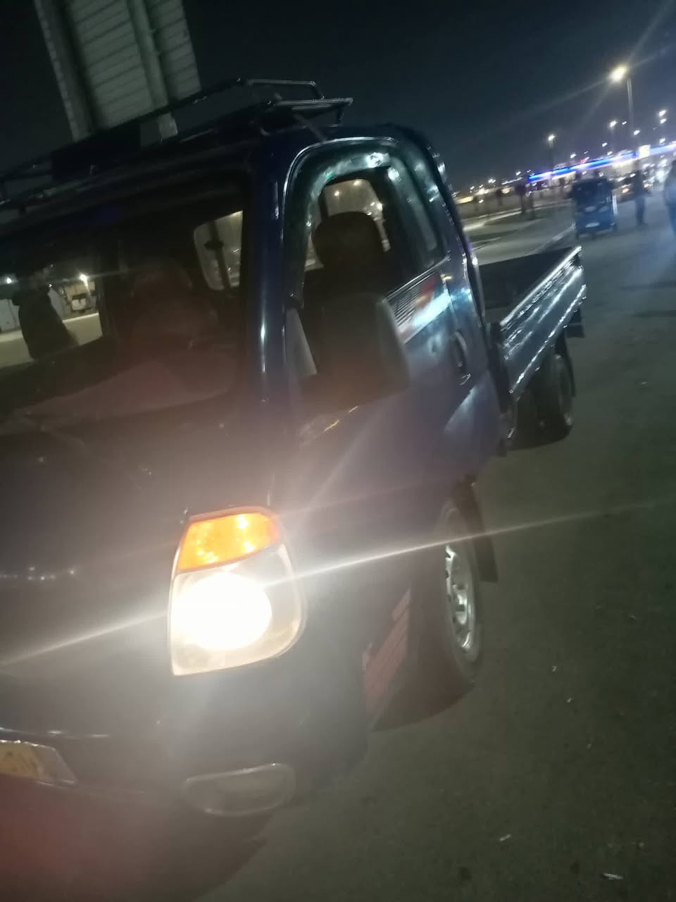 السلام عليكم كيه موديل 2006مسكر بم ونوزل سياره حلوه وجاهزه تخم تاير حداديه جديده مكينه وكير جديد شاصي مكفول السياره اصوليه رقم نجف صدامي ماعليه لا ضريبه ولا قرامه ألف مامطلوبه السياره ابيع بدون راعي هل موجود اتكفل سرقه وعشائر سعر 55بيه مجال ***********مكان السياره النجف  الحيدريه
