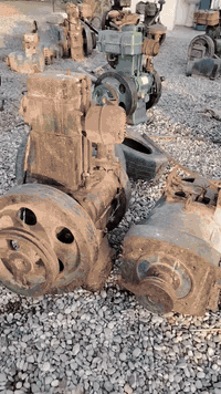 سلام عليكم ورحمة الله وبركاته للبيع جميع انواع المولدات كل واحد وسعرو عنوان كركوك حويجه الاتصال على الرقم ***********
