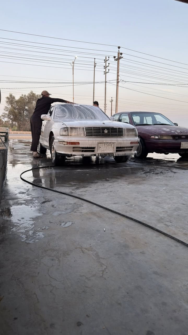 السلام عليكم
اخواني بطة للبيع السيارة حلوة ونظيفة من مكينة كير حدادية

مكفولة من الطريه والعيب الشرعي مشروع وطني مداور ثاني يوم

السعر ٥٣ وبيها مجال 

***********‏
