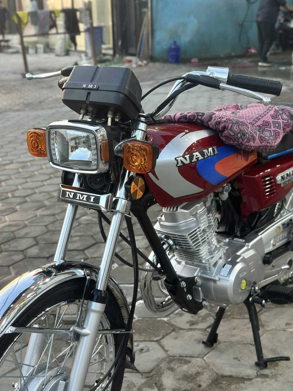 سلام عليكم نامه شلامجه اصلي بس شاصي 23نامه متياز وكيل العرضي سعره 1400بيه مجال مكاني نجف ***********
