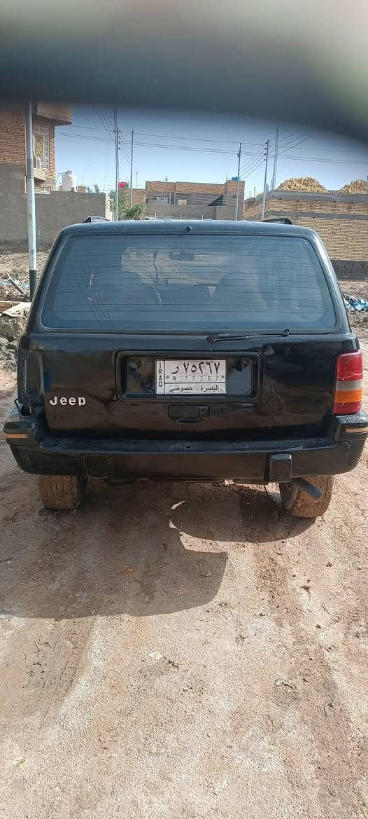 جيب شيروكي موديل1994
مكينه 3000حداديه جديده
للبيع اوالمراوس 
سعر25وبيه مجال
العنوان ناصريه سوق الشيوخ
***********
