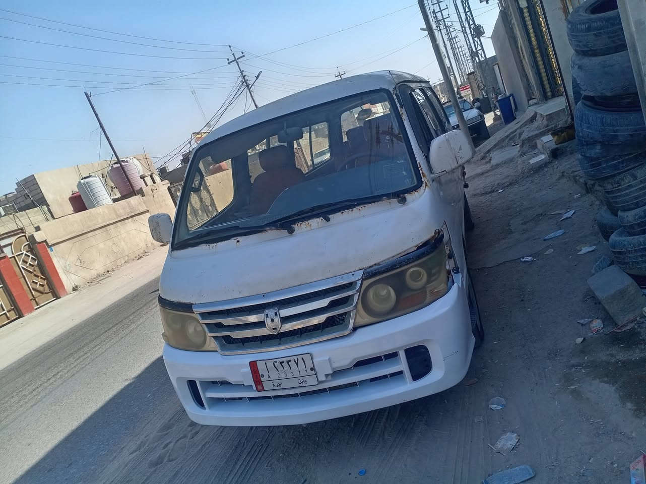 سياره جنبي 2013 مطلوبه للمصرف راعيها الشرعي موجود سعر 30 وبيها مجال بسيط
‏‪0788 854 6000‬‏
