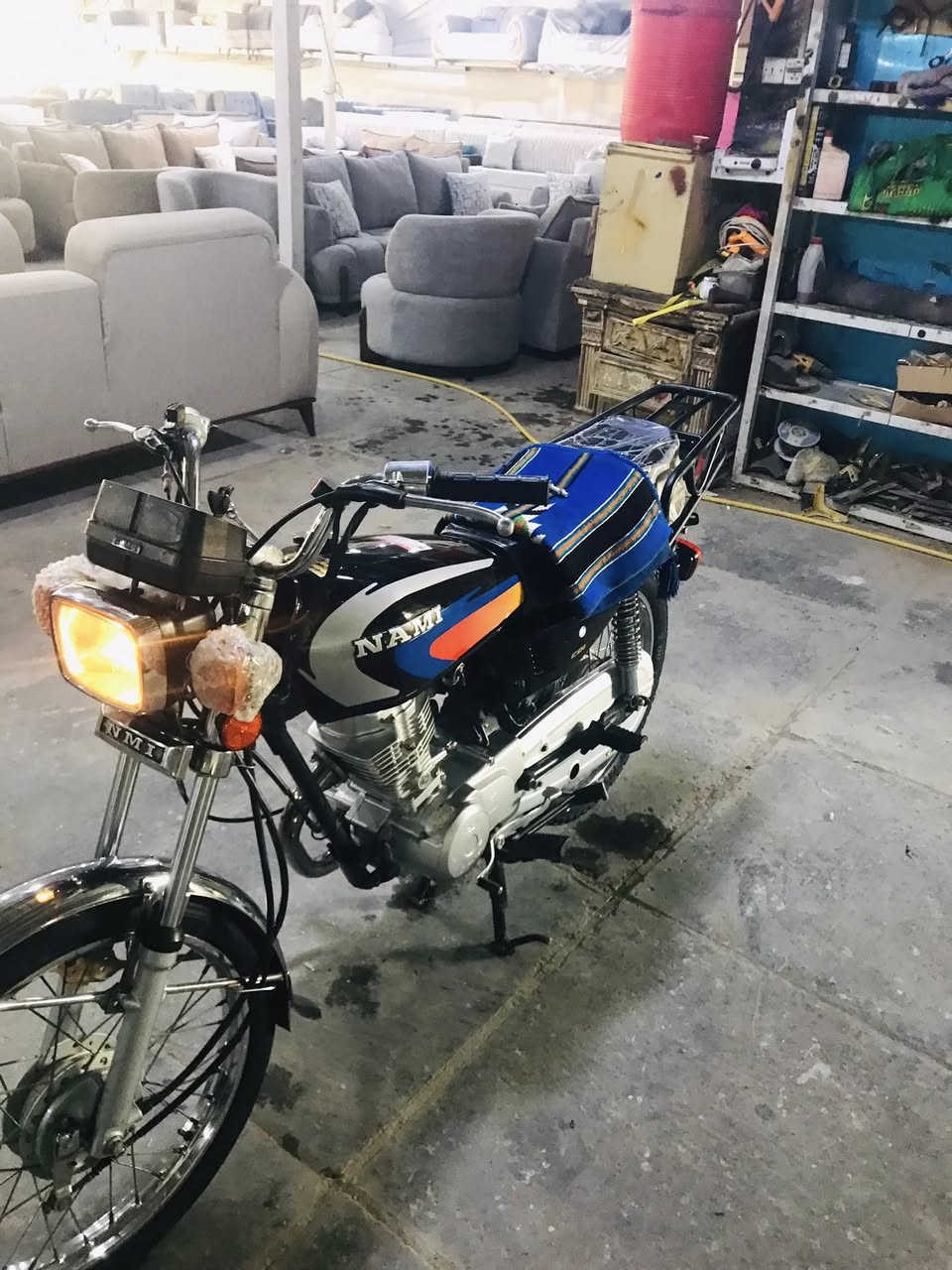 سلام عليكم ٢٣ سنوية
وكيل نوار دراجه تفيلس ما مفيلسه جاهزة على اخر حباية برغي ماتحط على وضعها البلاد شراي يدش خاص وبخدمته 😌💞
***********
