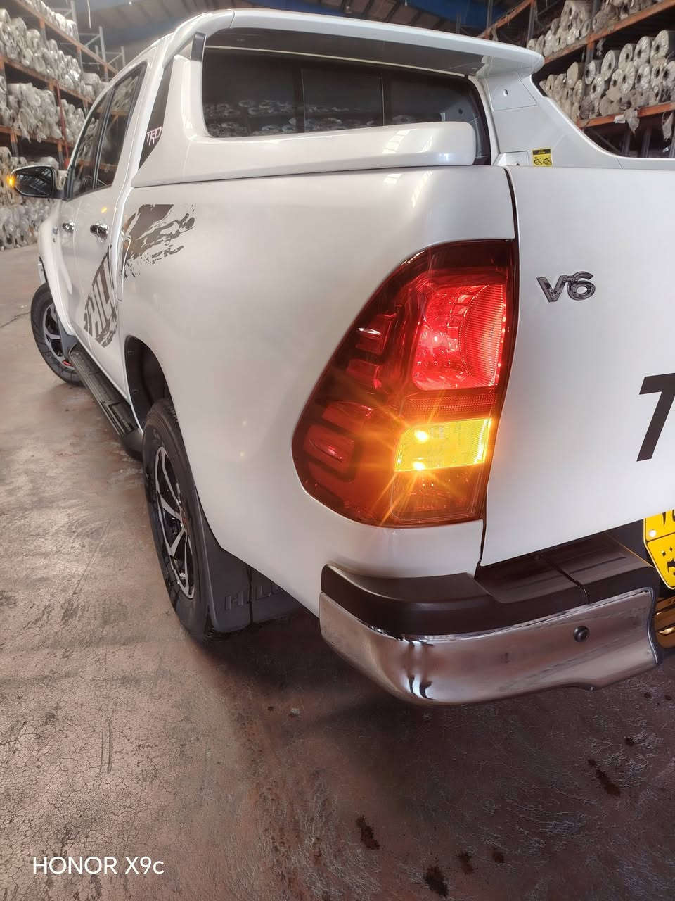 السلام عليكم هايلوكس تي ار دي موديل 2020 كفالة عامه ما عدا طخة باب العبري  مواصفاتهة معروفة سنوية ساقطة قبل شهرين محرك گير حدادية كفالة ماشية 100 الف
بيع فقط مكاني نجف 
السعر 340 ورقة للأستفسار الأتصال على الرقم 
***********
