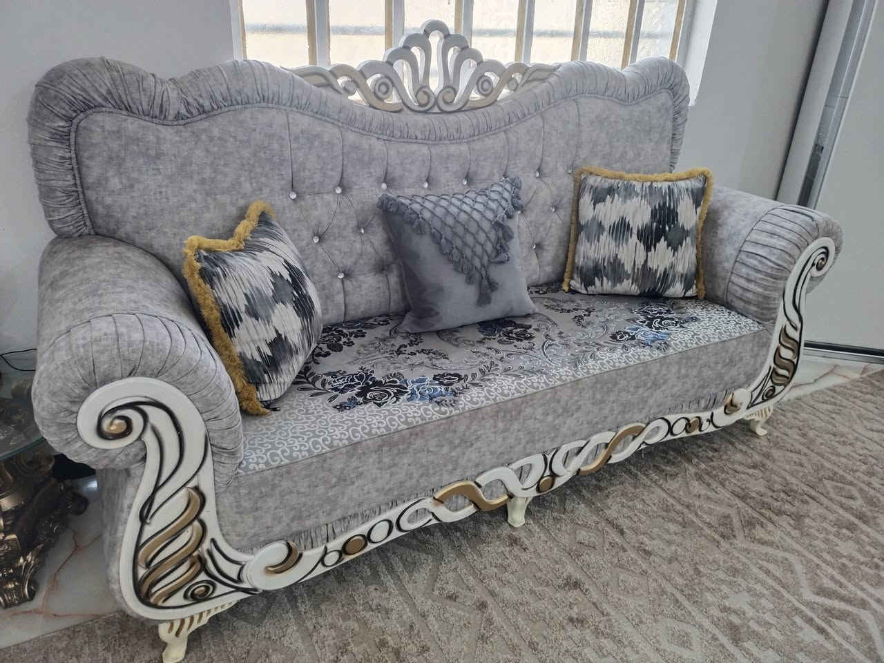 تخم جديد استعمال قليل على نظافته السعر 600 وبي مجال للتواصل مراسلة الصفحه او الاتصال عالرقم ***********
