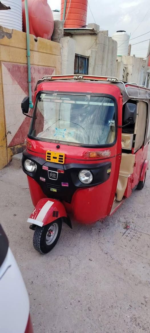 سلام عليكم تكتك باجاج 22 رقم وسنويه شهر 8 كفاله عامه بدي ومكينه جاهزه تخم تاير جبلي مسجل كبل لشارع مابيه اي نقص لسعر5200 وبيه مجال متواجد واتساب متوازي عله بيعته 
وتصال عل خط ‭٠٧٧١ ٥٥٥ ٢٨٤٠‬
