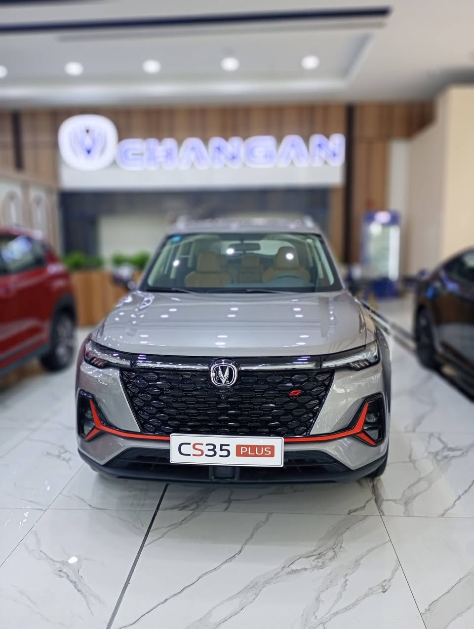 سيارة تجمع بين المواصفات العالية والاقتصادي بصرف الوقود
مع ضمان 5 سنوات أو 150 الف كيلو متر 
مواصفات فول 
كاميرات محيطية 360 درجة 
رادار امامي 
بصمة دخول ذكي 
شاشة فول اچ دي 
كير 7 نمر 
مقاعد جلد 
للاستفسار أكثر اتصل ع رقم مستشارة المبيعات 
*********** 🚗📞📱
