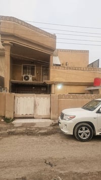 بيت طابو صرف يحتوي 6عرف نوم مساحة 200على ساحه. البيت مقابيل حديقه 200 ...