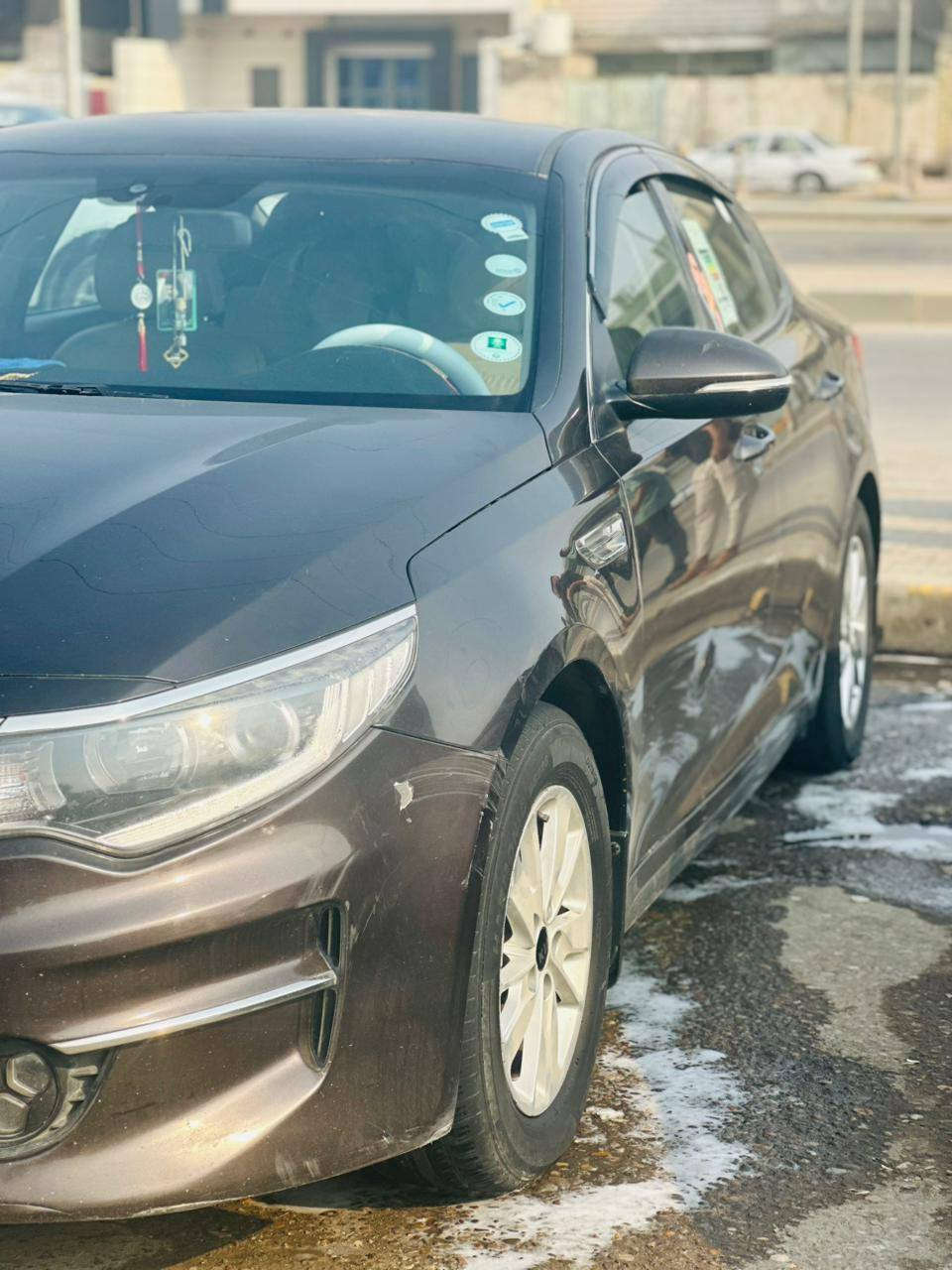 سلام عليكم ورحمة وبركاته وبتيما خليجي 17 البيع سياره جديده  رقم بصره نكليزي ما تواجد عل فيس  بس عرقم نتصال ***********
