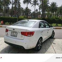 سيراتو 2013 خليجي   محرك 1600  رقم بغداد باسمي   السياره شفتات بالستير...
