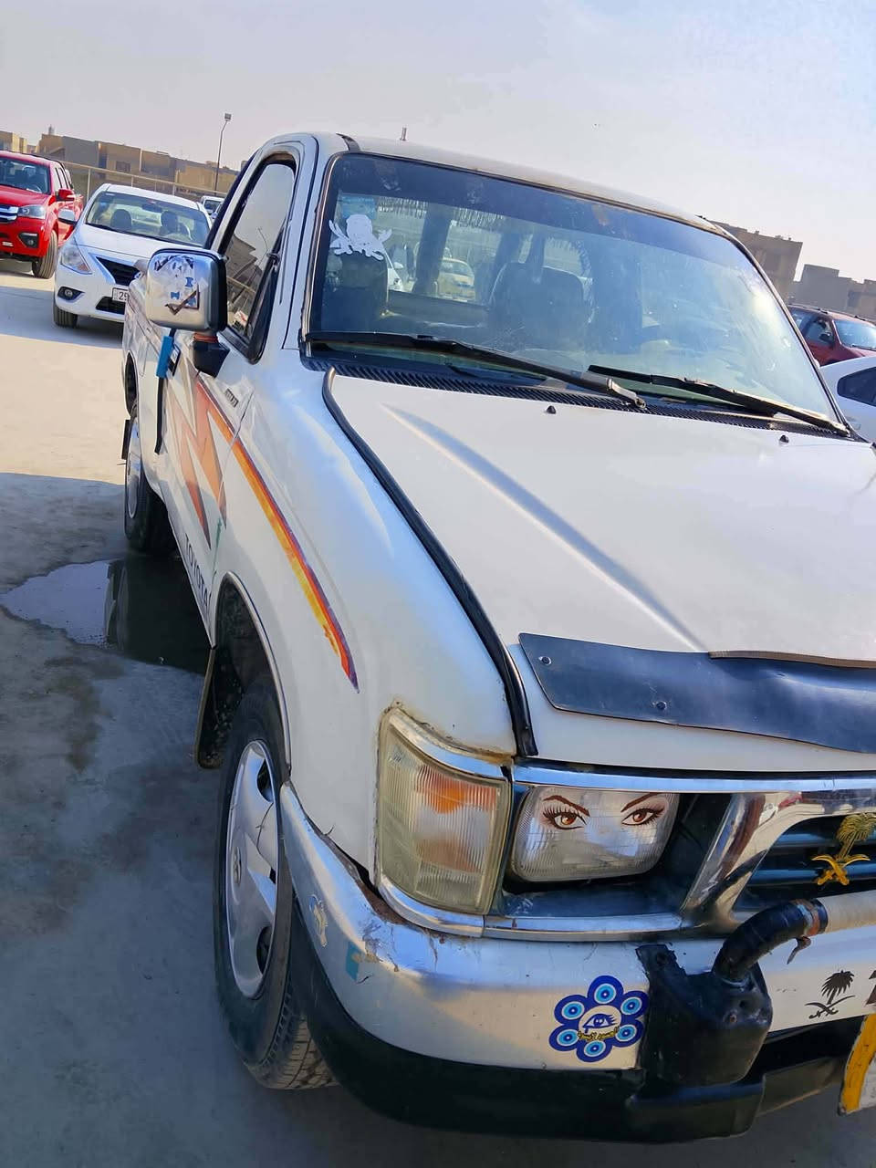 سلام عليكم
سياره للبيع تويوتا 
موديل 99 
سياره مقفوله من اي دعمه 
مقفوله ك
ير اكسن شاصي قشر 
سعر 75 وبيها مجال 
مكان السياره واسط 
رقم الهاتف ***********
