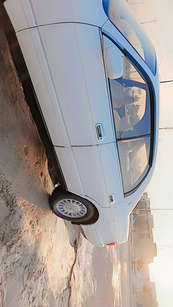 سلام عليكم للبيع بطه فصل موديل١٩٩٥ مكينه كير300سياره كفاله عامه من كلشي حداديه تخم تاير تبريد مال جناي مرتبه مانقصها شي رقم بصره أ مشروع وطني مكان السياره ميسان
سعرها85بيها مجال بصيد حك الجيه للاستفسار اتصل***********
