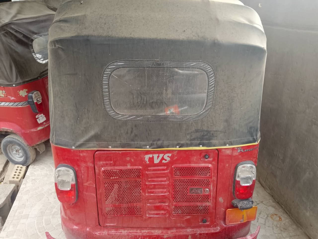 مرخصت الادمن تكتك 22 بيه طخه بارد يم بكلايت اليسرى سنويه نكليزي رقم بغداد شرط تحويل مكاني بعقوبه السعر اتصل ***********
