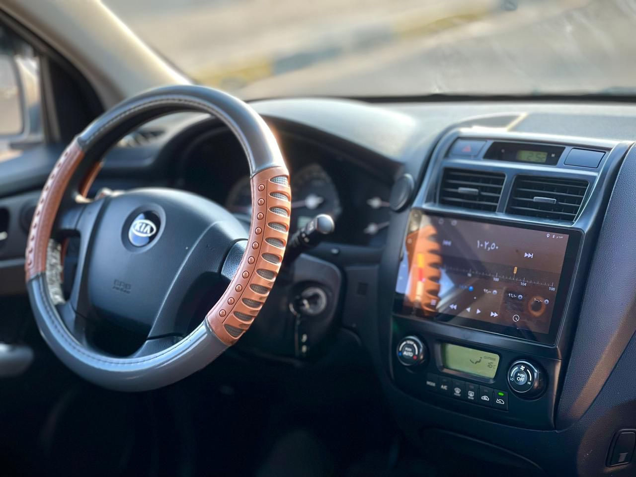 عند هاي الكيه الحلوه الحلوه للبيع  كاز مكصوصة رخيصه للي يريد يسجلهه 
جاهزه ‎%‎100 محرك كير بدي مكفول عدا الكصه تدفئة وتبريد ساسه تدفئة بالكشنات تخم تابر قبل اسبوع شاده حدادة توب ***********
