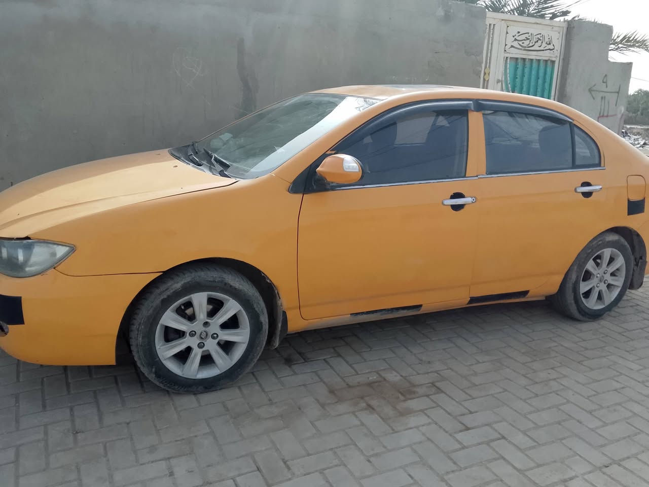 سلام عليكم ساره موديل ١١سنويه ٢٧تحويل مباشر مصفره هيه وغرامات سعر ٣٠مصبوغه جماليه ***********
