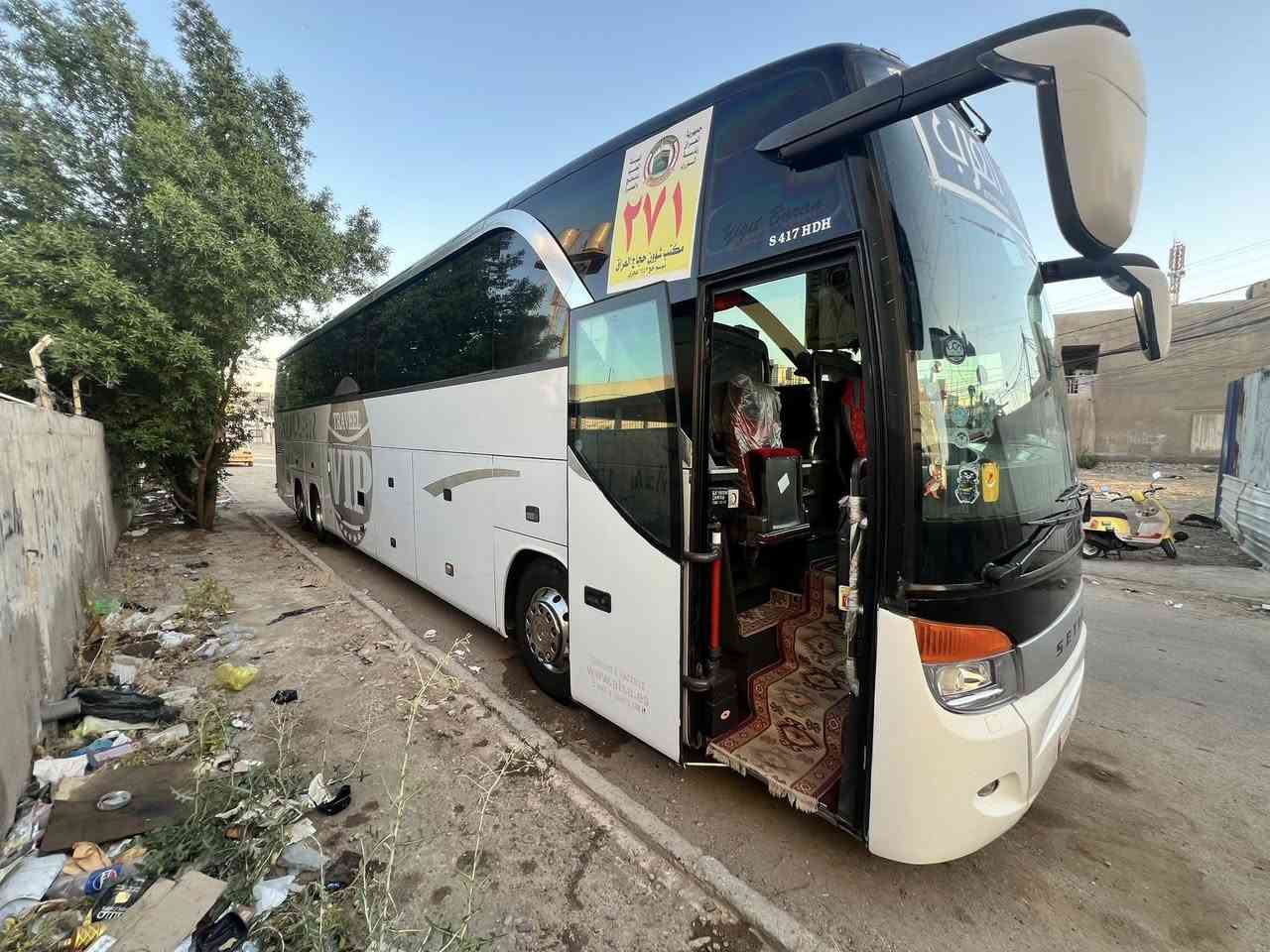 سلام عليكم باص ام السيوف حجم ١٧ سياره vip عدد المقاعد ٤٥ نفر سياره جاهزه تخم تاير تبريد زعانف مكينه حجم ٨ حداديه جديده رقم كركوك واقع حال 
المكان بغداد السعر ٧ وبيه مجال التواصل على رقم الاهاتف ***********
