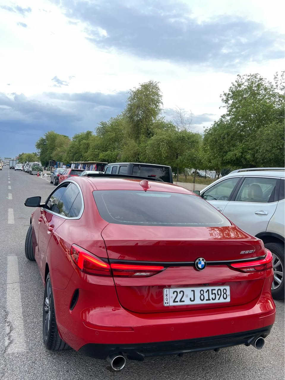 BMW ٢٠٢١ 
سيارةكة كلين داخيل بوة 
ليرة دوو دةرگاي سكني 
نيو نيو سبوغة 
بي زؤري بي ارباك 
دعاميةكانيشي سبوغي نية 
٤٠ ميل رؤيشتية 
سيارةكة گير مةكينة بةشةرت 
خةتي جادة رادارة 
بانوراماية 
سيارةكة زؤر جوانة 
***********واتساب كورةك أربيل, العراق
