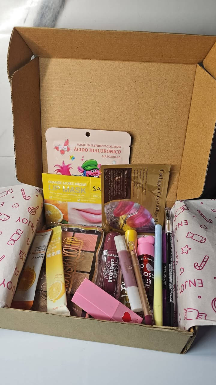 جمعنا لكِ كل ما تحتاجينه في مكان واحد.. من بوكسات المكياج المتكاملة 💄 إلى مجموعات العناية بالجسم بروائحها الساحرة (كرز 🍒، لافندر 💜، ونيلية زرقاء 💙).
​منتجات عناية فائقة: (مقشر، زبدة جسم، سبلاش، وصابون).
​بوكسات مكياج متنوعة: تناسب يومكِ وسهراتكِ.
​جودة عالية وأسعار تنافسية.
توصيل جميع محافظات العراق. 5 الاف


**إذا كنت صاحب هذا الإعلان وتريد حذفه لأي سبب، رجاءا أرسل رسالة إلى الدعم الفني**