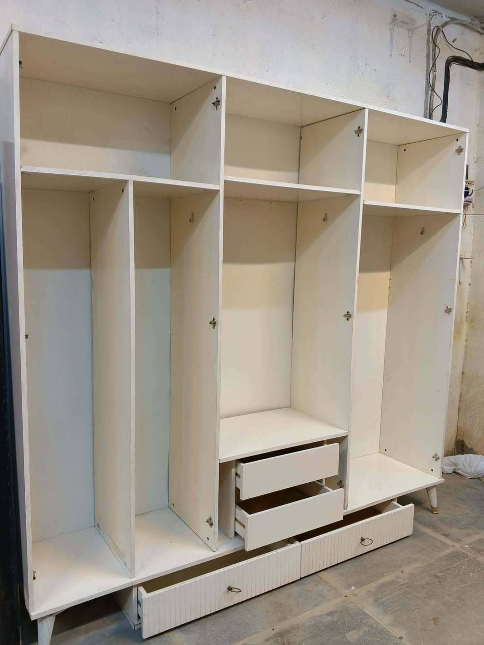 غرفه نوم تركي 🇹🇷🔥 
مستخدم كنتور ابواب 
7قطع نضافة 95💯 
سعر 600 مع شد ونقل مجاني محافظات كروه🚛🧑‍🔧


**إذا كنت صاحب هذا الإعلان وتريد حذفه لأي سبب، رجاءا أرسل رسالة إلى الدعم الفني**