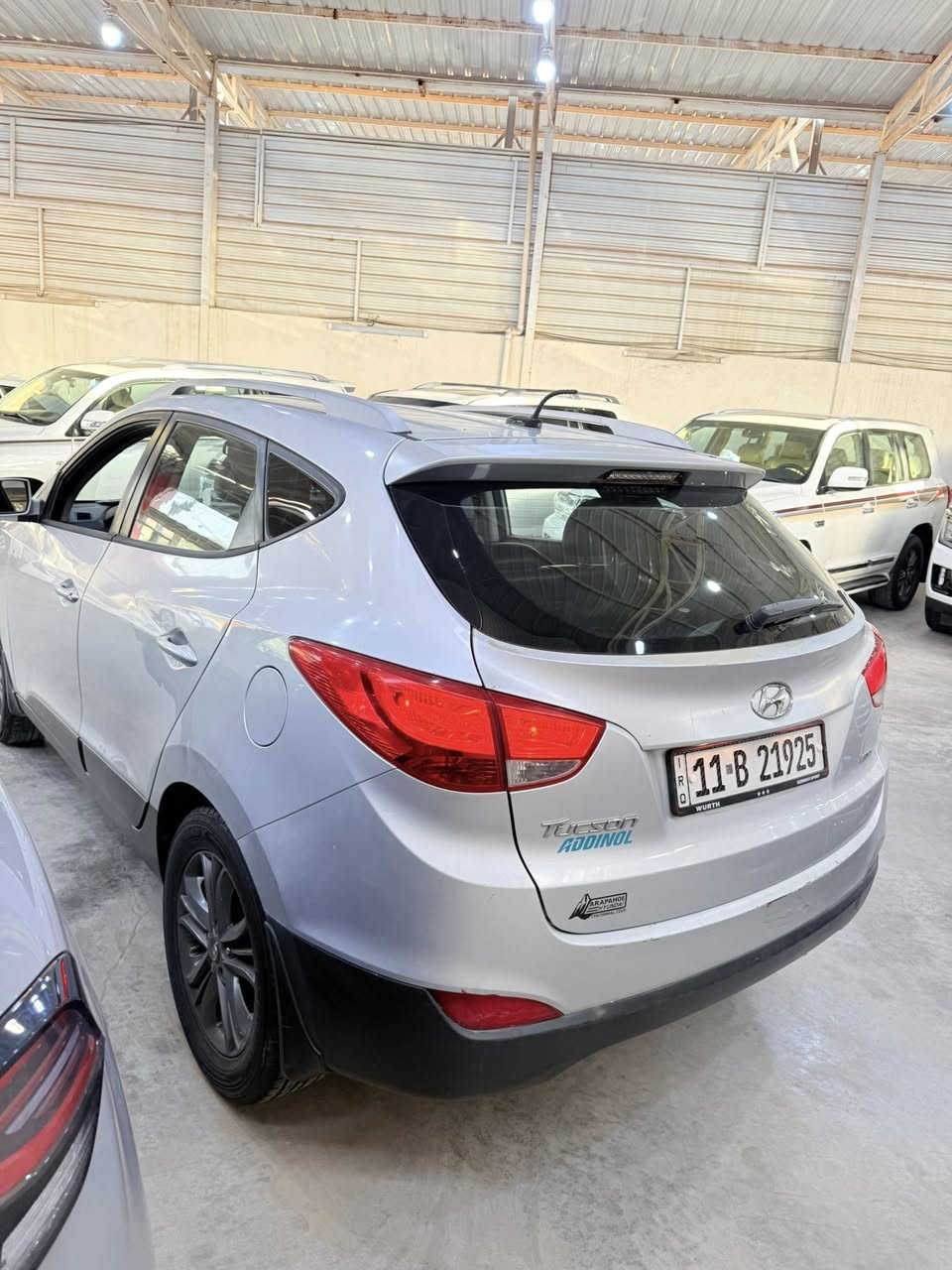 يهديكم معرض المميز لتجارة السيارات الحديثه آرق التحيات 🌿🙏. 

  ونخبركم عن توفر هونداي توسان موديل 2014وارد امريكي سونار مرفق بل منشور 

  عداد المسافه المقطوعه:91الف ميل 

  🌿تحكمات مقود جهتين 

  🌿كشنات جلد 

🌿كرسي كهرباء 

  🌿تدفأه كشنات 

  🖥️شاشة صغيرة 

📷كامرة خلفية 

 السعر :118ورقة بيه مجال بسيط 

موقعنا: بغداد الكريعات شارع الوقف السني معرض المميز 

***********ياسين
