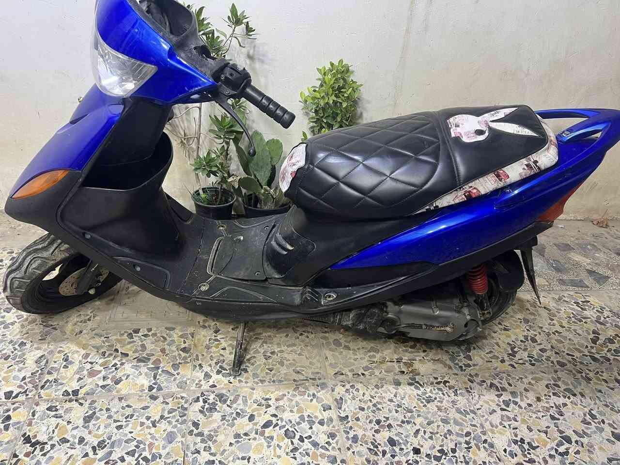 سلام عليكم دراجة ماكس  البيع سعر 400 المكان جسر ديالة جديد الرقم ***********
