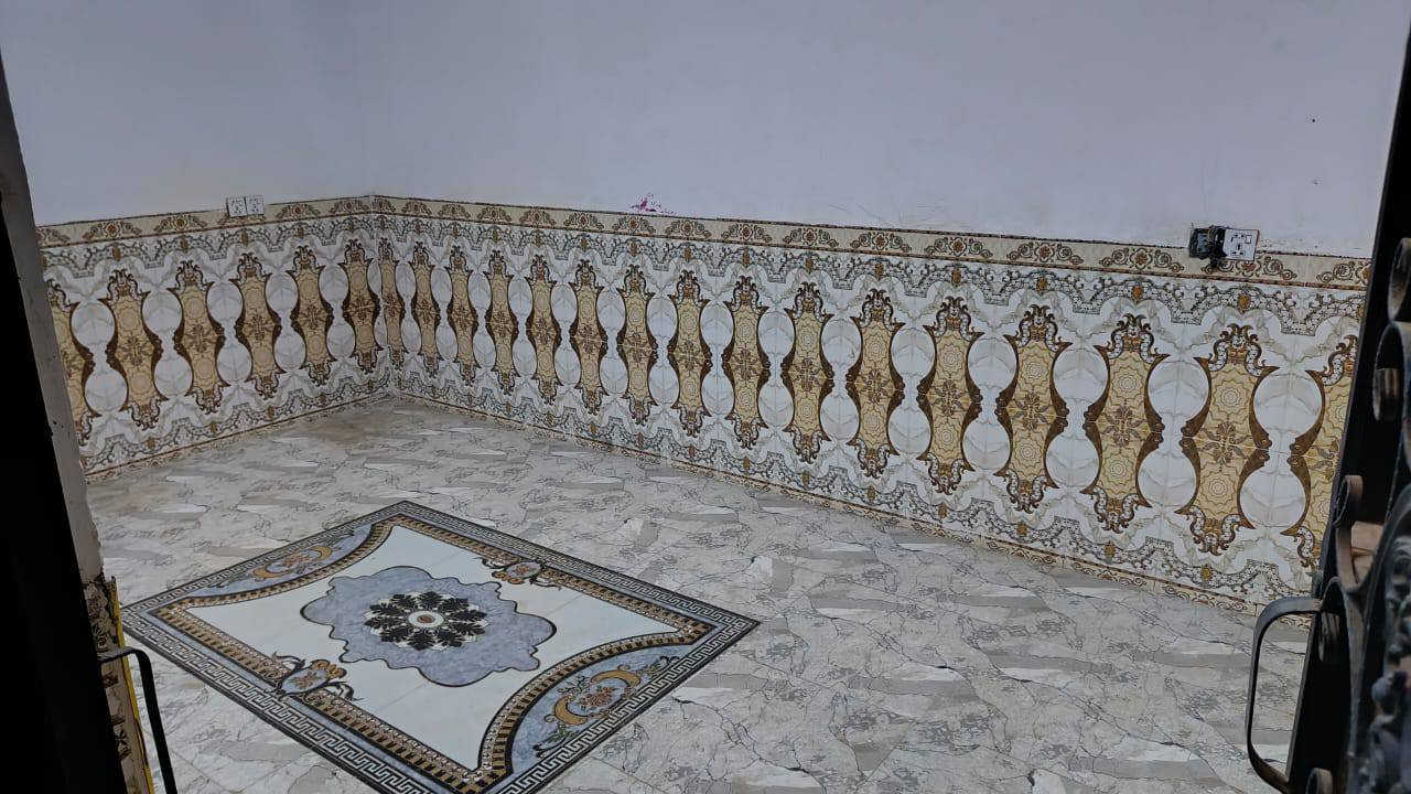 بيت طابو صرف للبيع ركن شارعين
مساحتة 82 متر
الفداء شارع المدارس قرب المدرسة الصينية
كافة الخدمات متوفرة
للإستفسار الاتصال او واتساب على الرقم
‏‪***********‬‏
