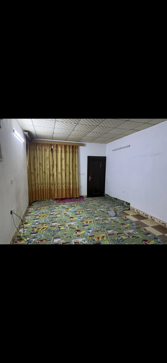 للايجار فرمانبران قرب مدرسة سعادة
البيت ١٥٠م طابقين 
الايجار ٥٠٠ الف
***********
