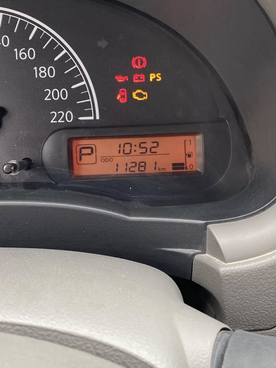 نيسان صني مديل 2024  ماشيه عشرتالاف ام البليته الزركه ضمان شركة السور 
كفاله عامه من الزلغ والبارد فقط بنيد تبدل نفس لون اثر طخه السعر 118 وبيها مجال قليل مكان البصره حي المهندسين  رقم الهاتف ***********
