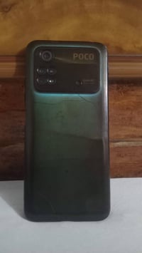 بوكو ام 4 • ٢٥٦ • ٨ رام