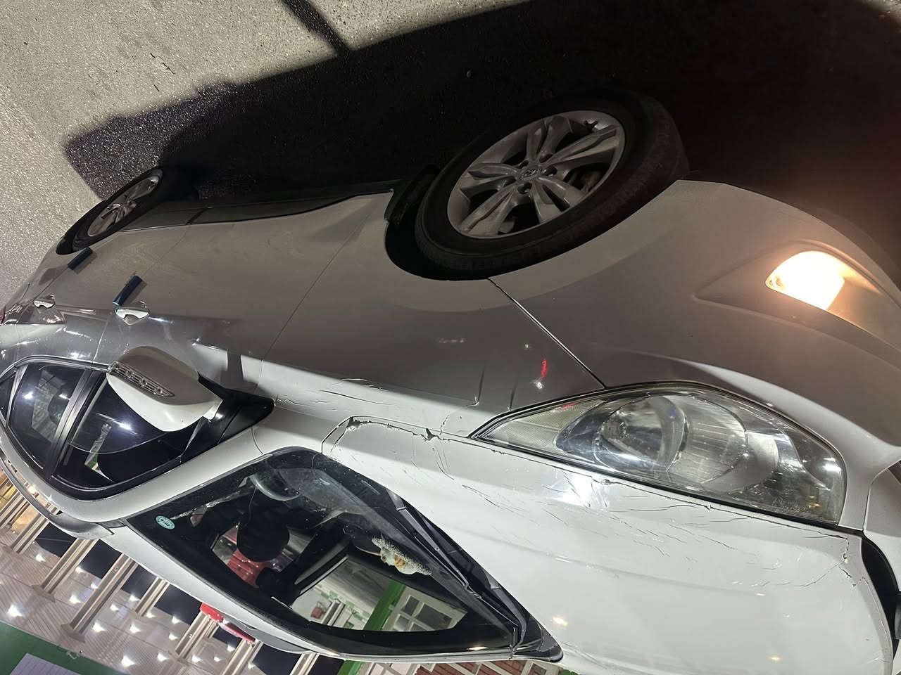 السلام عليكم للبيع توسان ٢٠١٢
خليجي بصفحه مصبوغه اثرتشليع صبغ 
السياره باسمي 
جاهزه كير مكينه صدر 
السعر قفل ١٠٨
لاستفسار اتصل ***********
