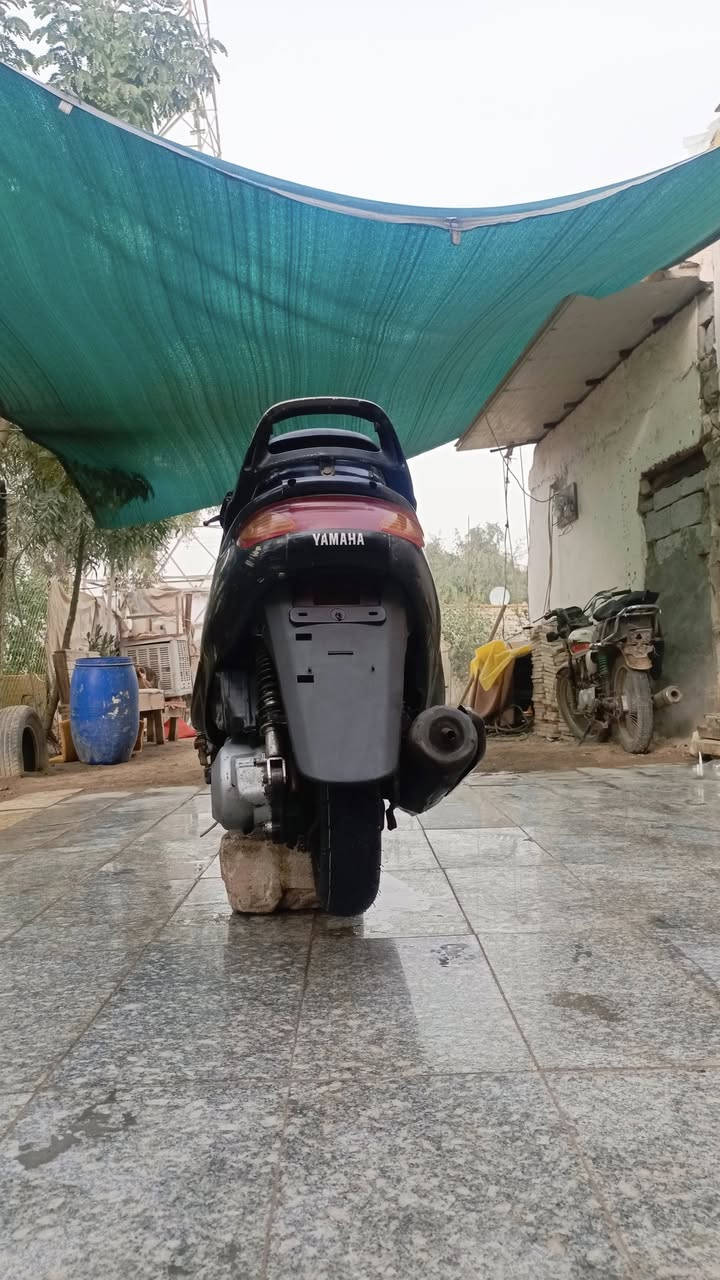 فراشه فحل للبيع 
الدراجه مفتوحه مره وحده وكلشي شغال بيهه واي عطل اني اصلحه الك وزوج تايرات جدد وبنزات جدد وشوته جديده السعر 350


**إذا كنت صاحب هذا الإعلان وتريد حذفه لأي سبب، رجاءا أرسل رسالة إلى الدعم الفني**