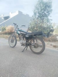 اربع كير • نضيفه • ما مفتوحه