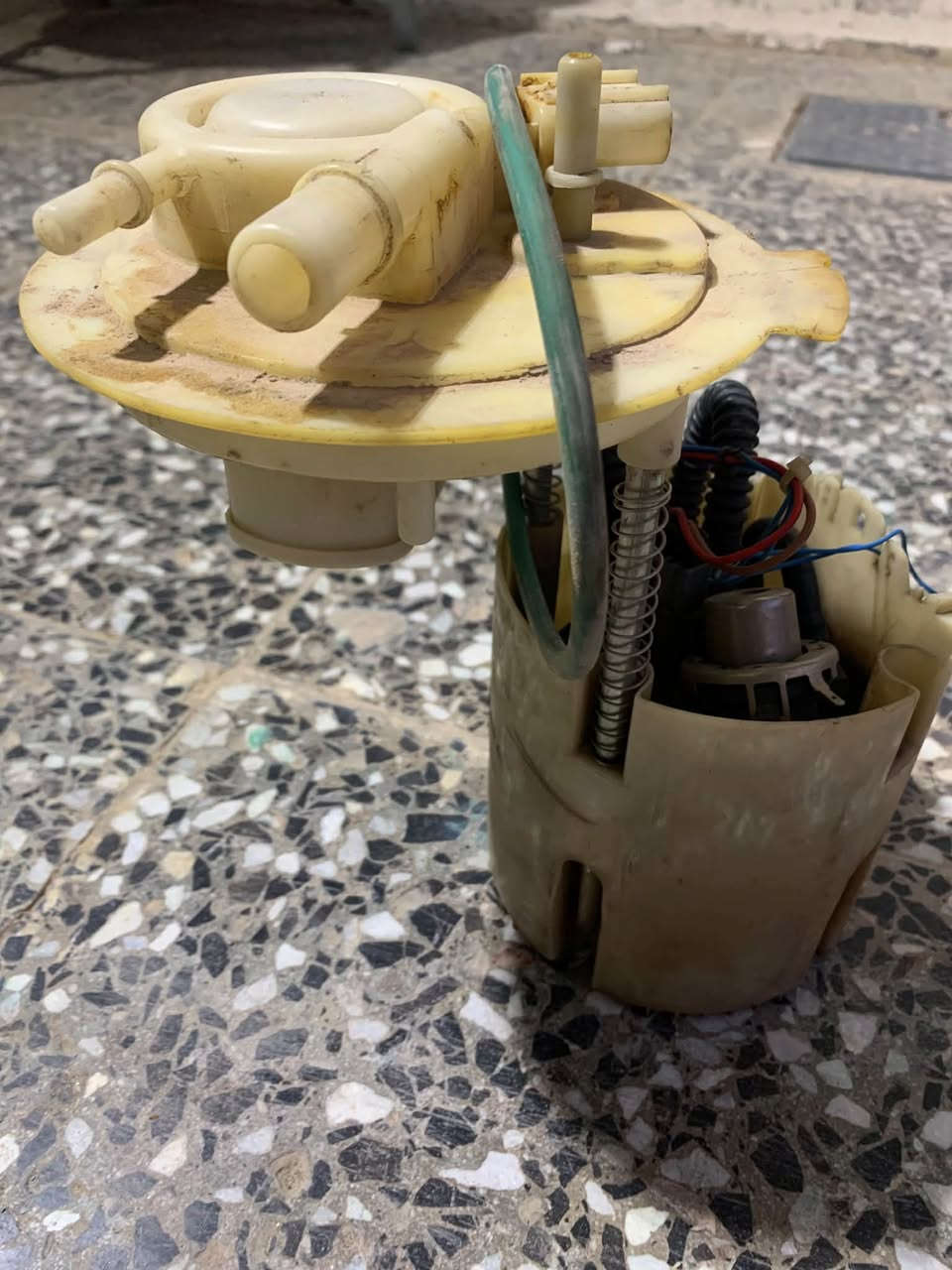السلام عليكم قاعده فيت بمب جاهزة ما بيها كل نقص وشغالة بيها بالفيشة رئيسية خط واحد مايع/ كلاص فيت بمب فلتر ولف راجع كلاص وقاعده كلهن شغالات نضيفات بدون كسر ولا فطر 
سعرها ٥٠ ابيع هالموجود مكاني نجف


**إذا كنت صاحب هذا الإعلان وتريد حذفه لأي سبب، رجاءا أرسل رسالة إلى الدعم الفني**