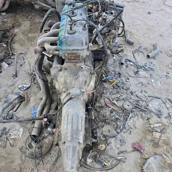 السلام عليكم للبيع محرك كير وتماتيك كرونه شرط الشغل سعر ٤٥٠   الف معه القديم.    ***********
