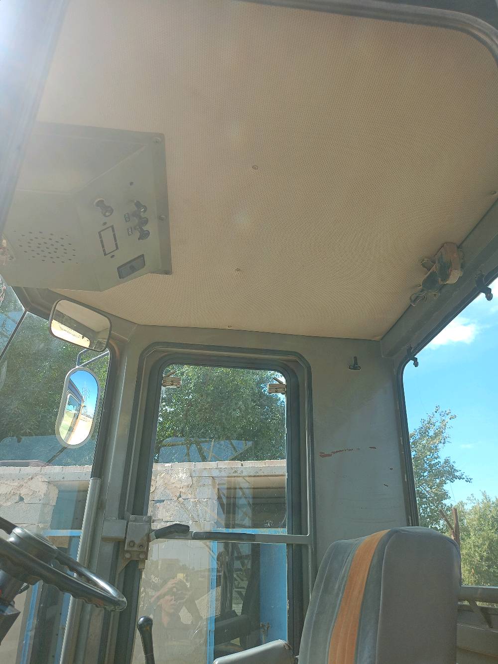 شفل كوماتسو WA70 دخول جديد منفيس موديل 2019 شفل كفاله عامه زيرو عل وضع شركة تفاصيل اكثر اتصل 